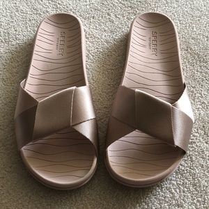 Sperry Aloha Pool Slide in Pink